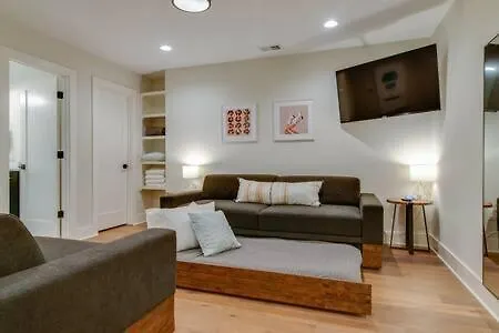 Luxury Townhome With Rooftop Views Nashville
