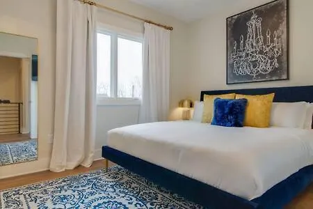 Hébergement de vacances Luxury Townhome With Rooftop Views Nashville États-Unis